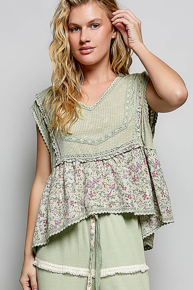 POL Floral  Sleeveless Top