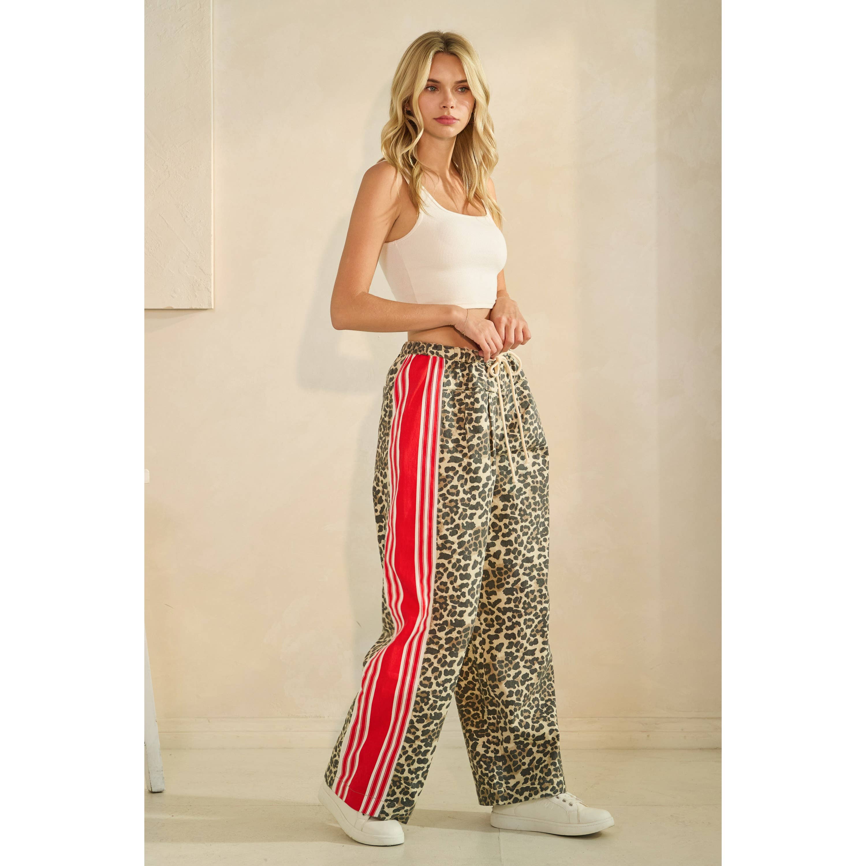 Veveret Leopard Striped Pants