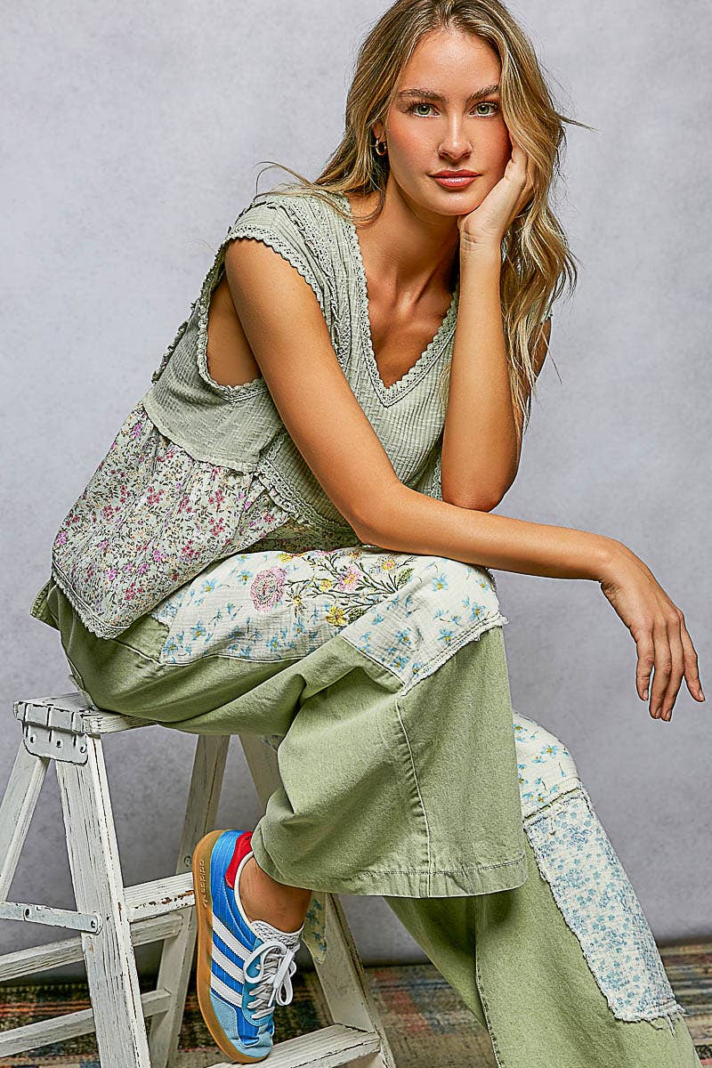 POL Floral  Sleeveless Top