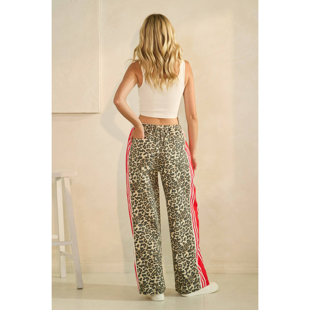 Veveret Leopard Striped Pants