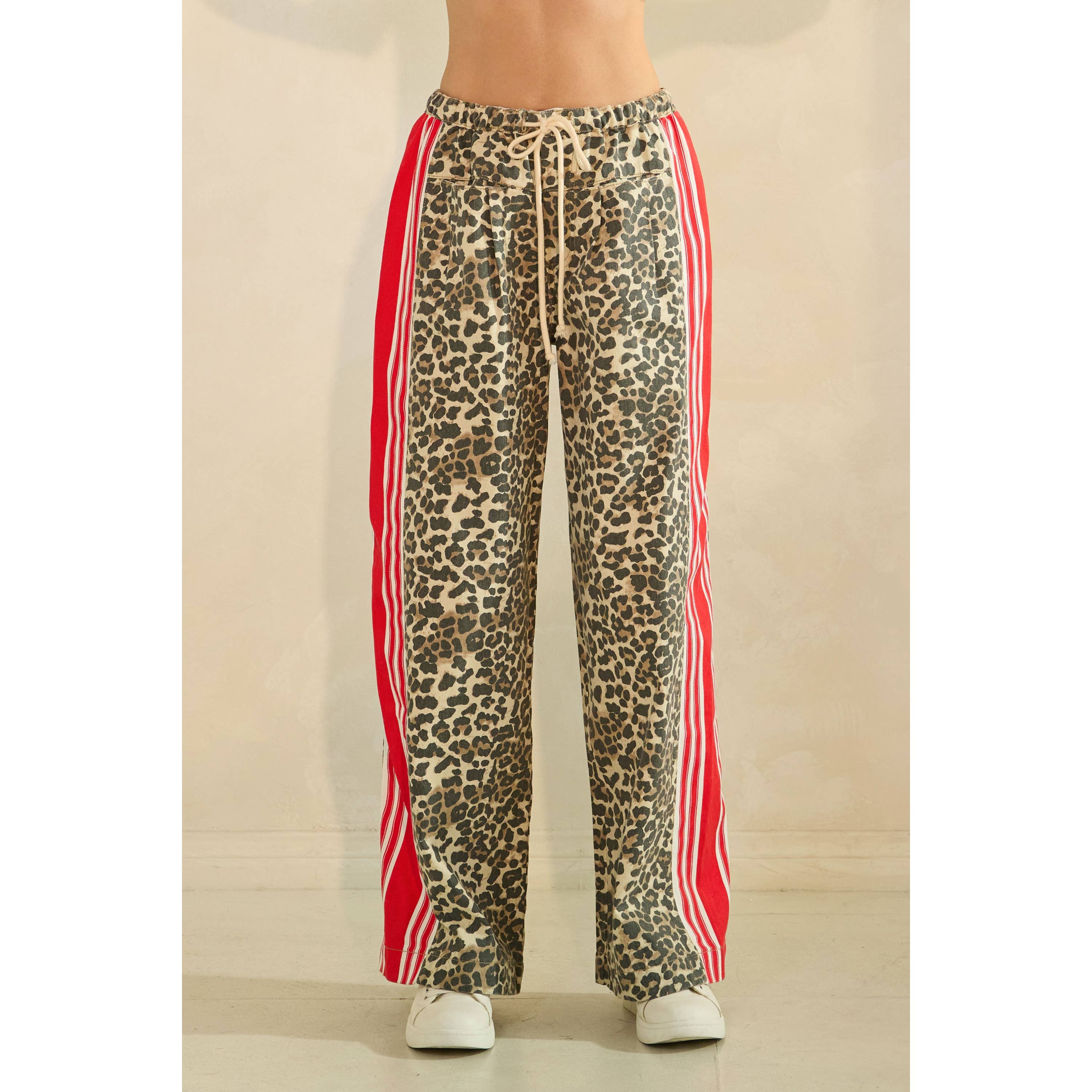Veveret Leopard Striped Pants