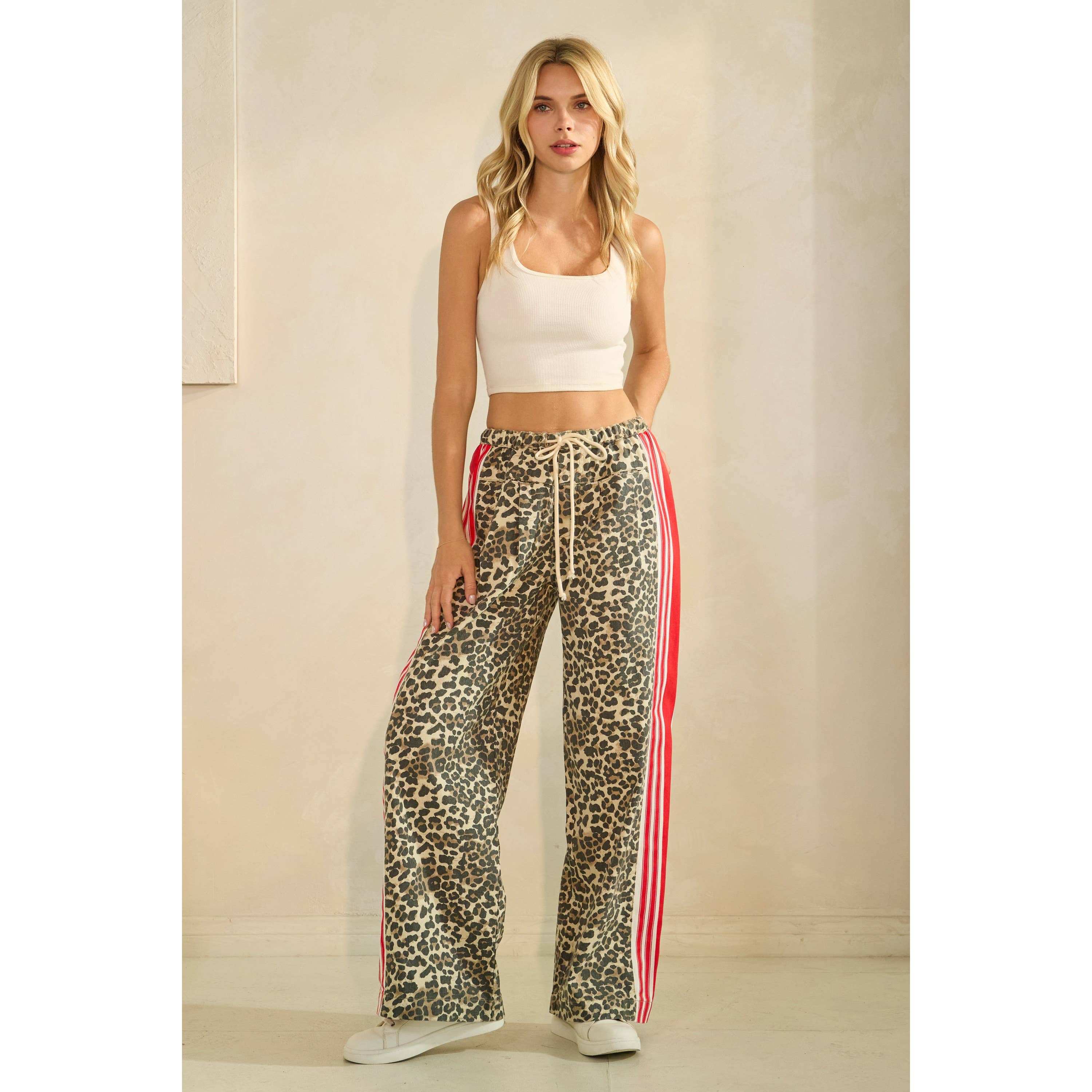 Veveret Leopard Striped Pants