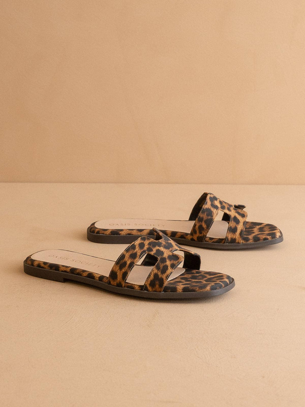 The Everlee | Leopard H-Strap Sandal
