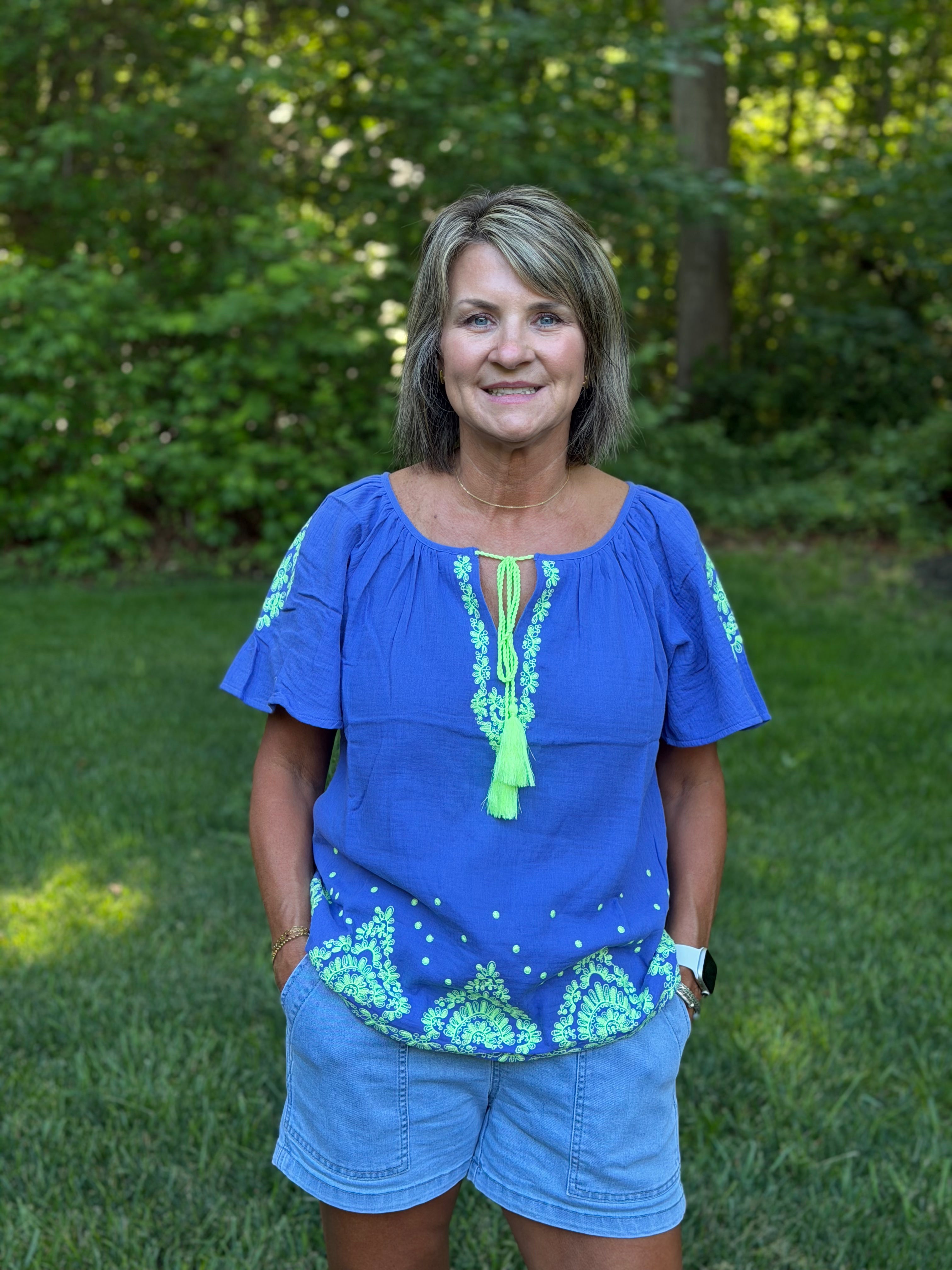 Easel Tassel Top