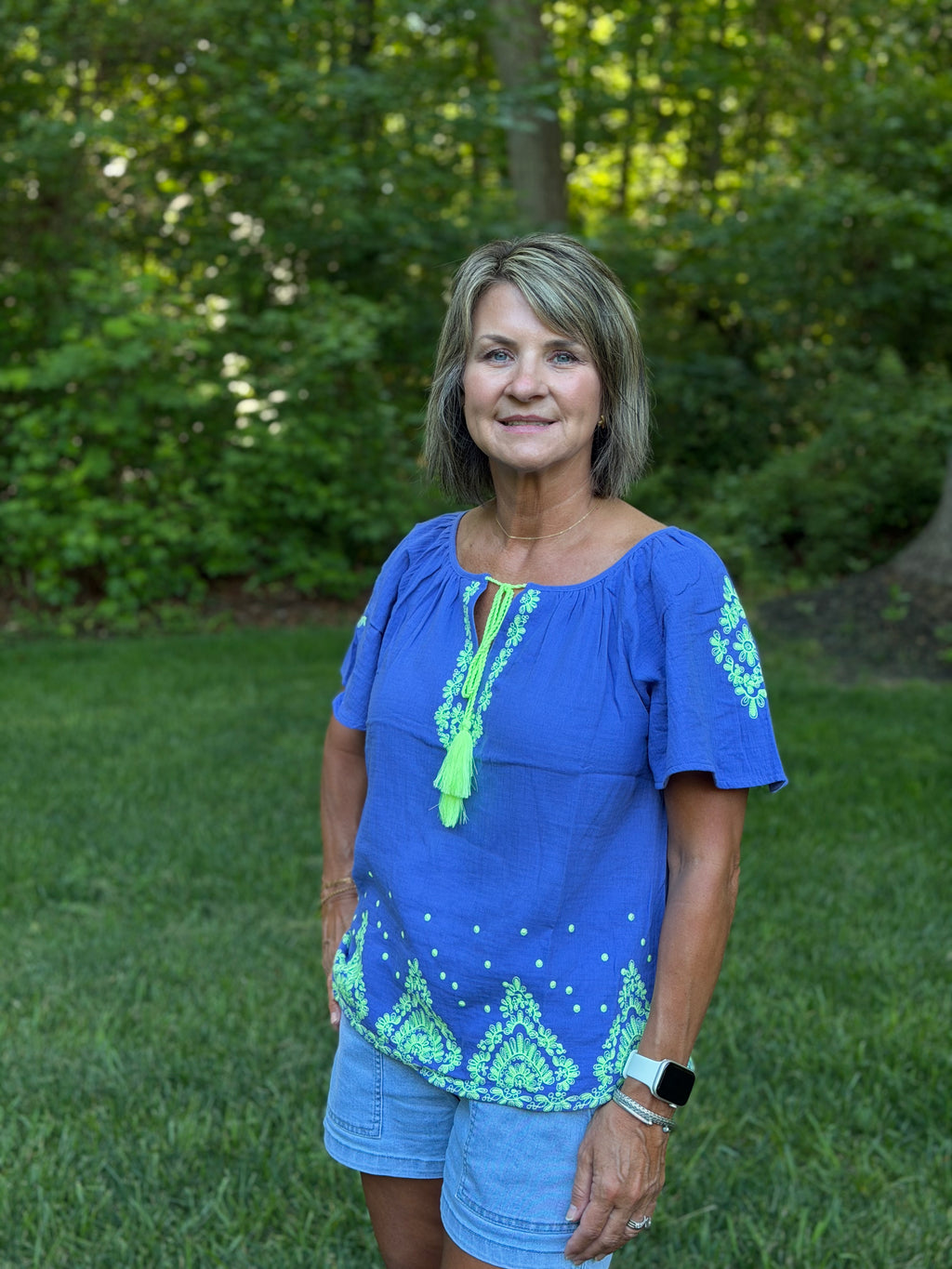 Easel Tassel Top