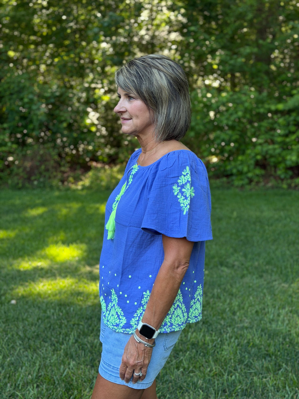Easel Tassel Top