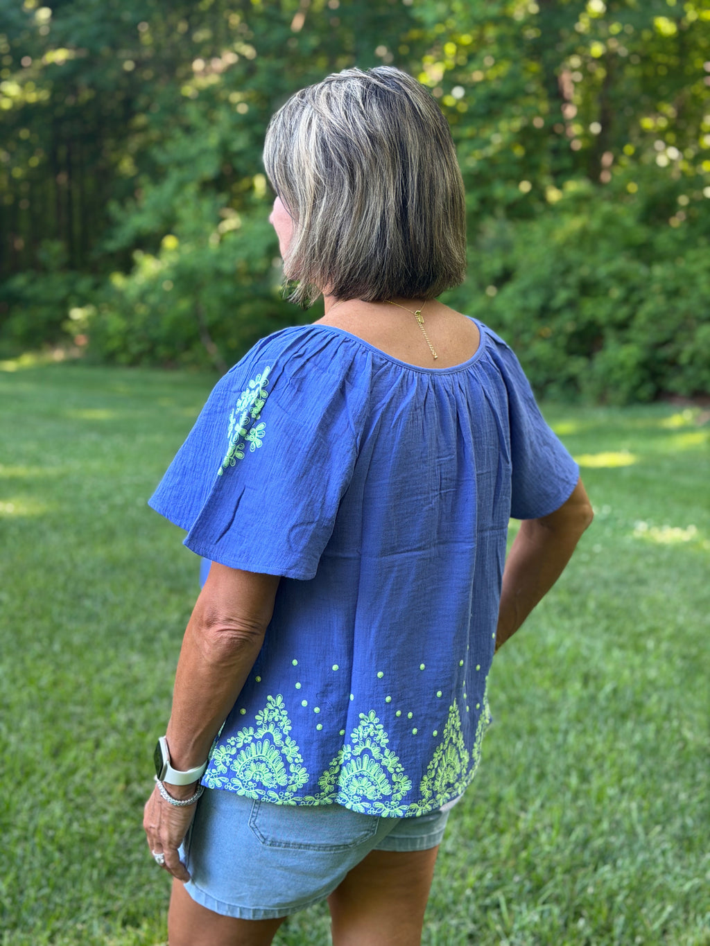 Easel Tassel Top