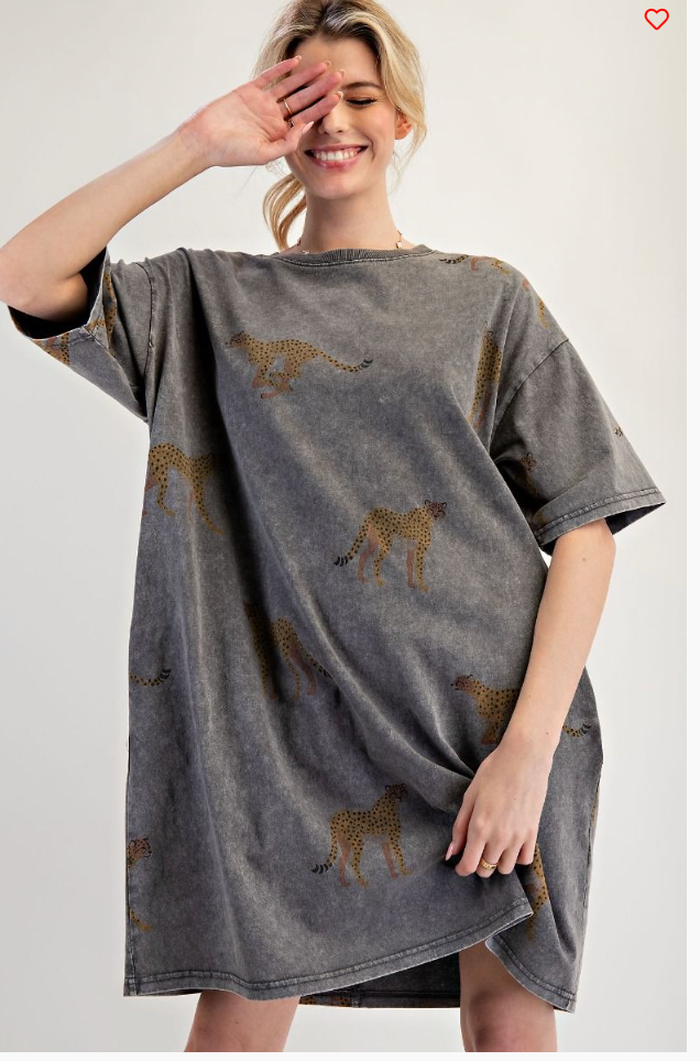 Easel Cheetah T-shirt Dress