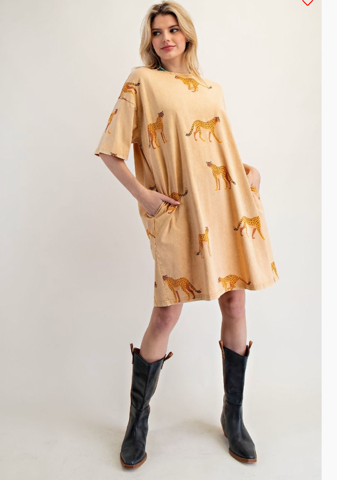 Easel Cheetah T-shirt Dress
