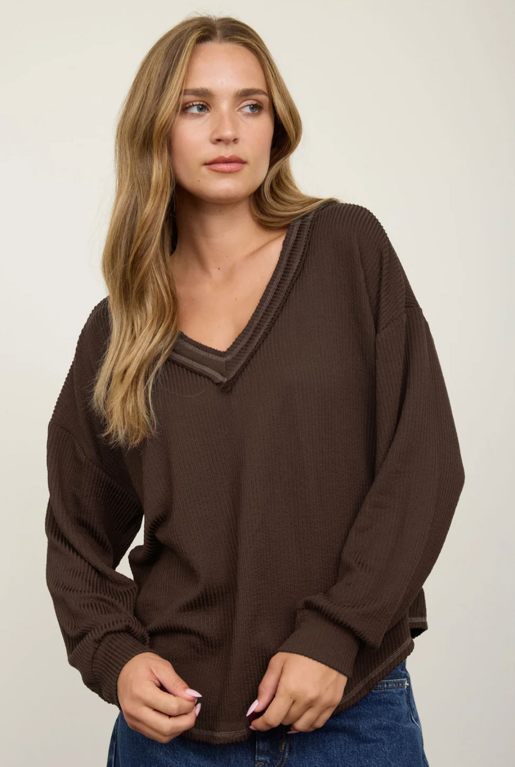Blu Pepper V-Neck Textured Top