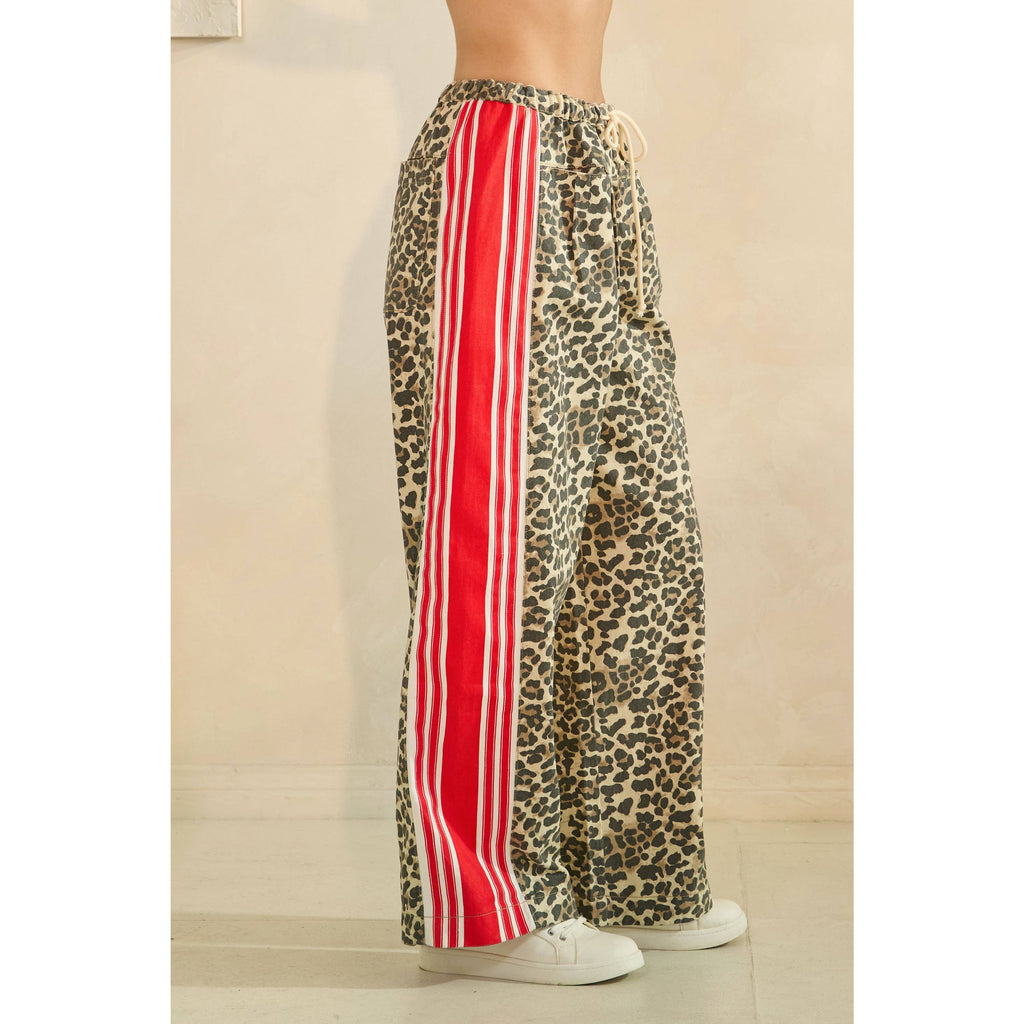 Veveret Leopard Striped Pants