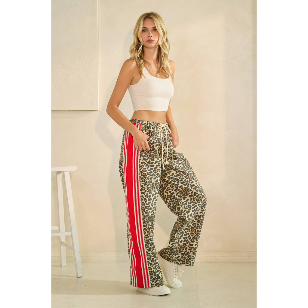 Veveret Leopard Striped Pants