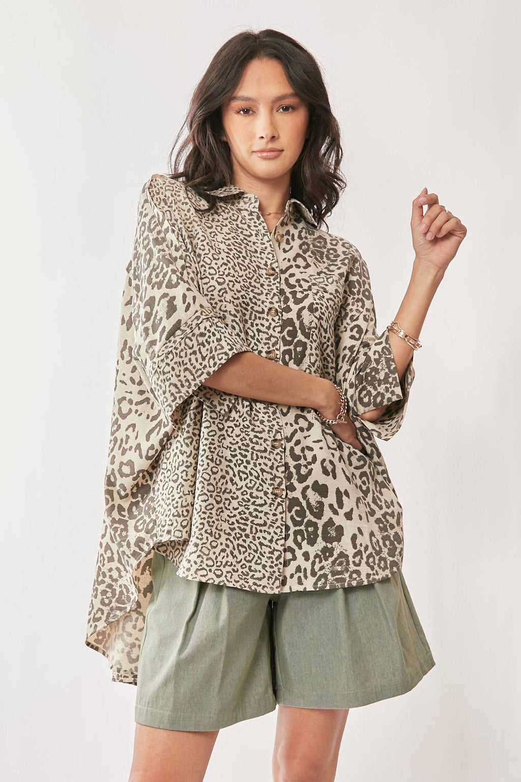 Davi & Dani Leopard Print Oversized High-Low Shirt