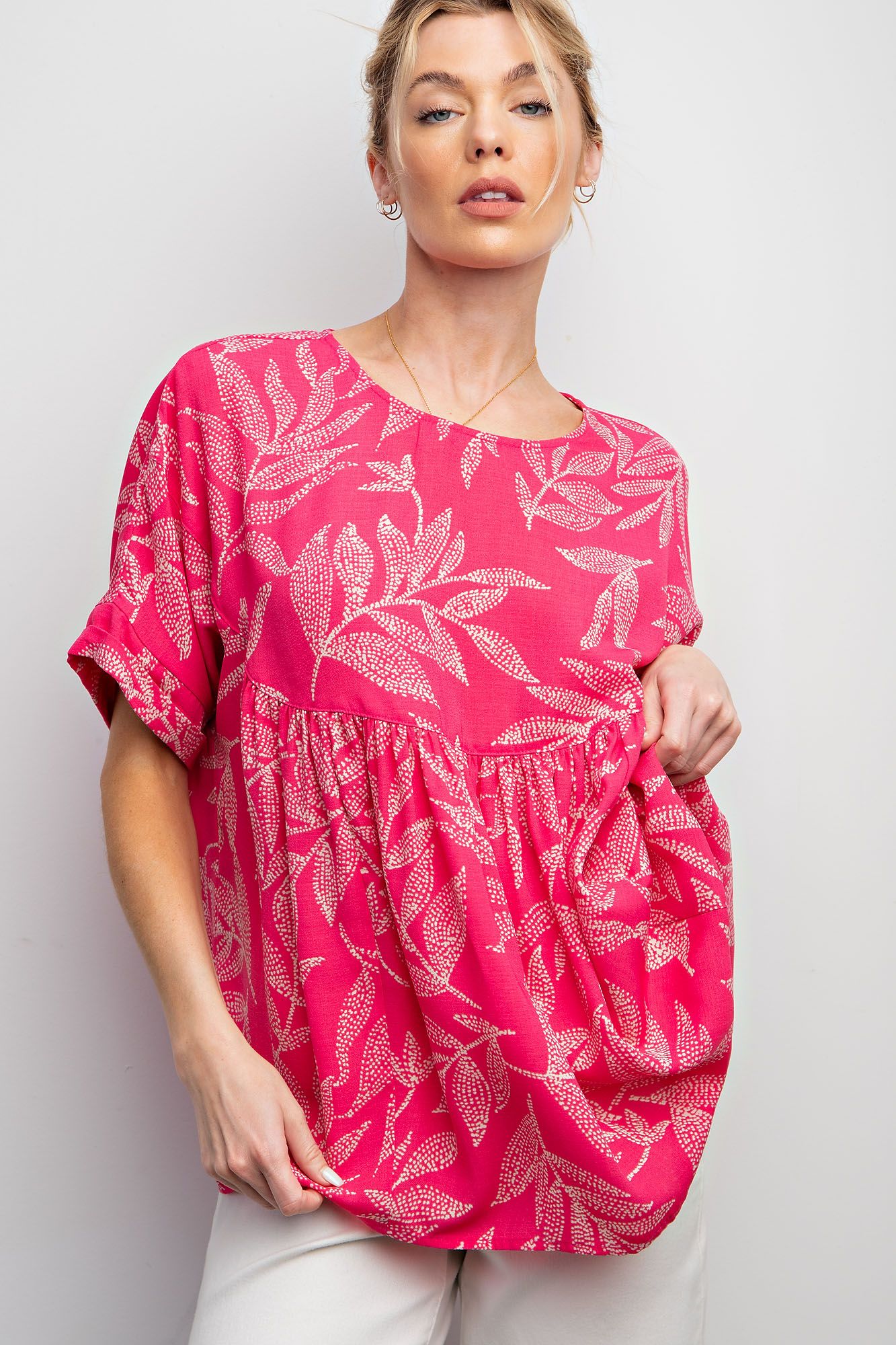 Easel PLUS Leaf Babydoll Top
