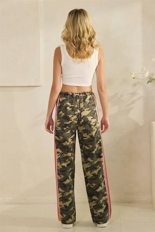 Veveret Leopard Striped Pants