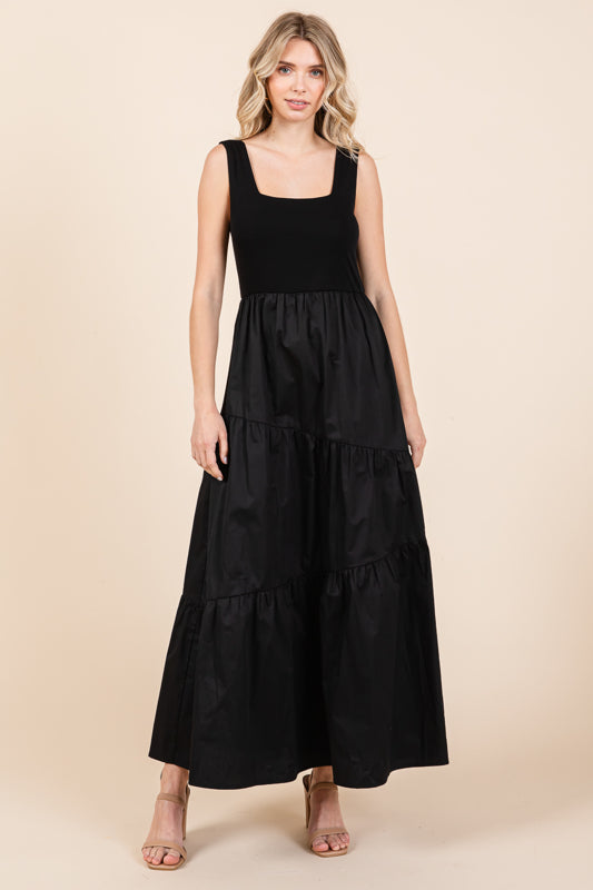 Mitto Shop Square Neck Maxi Dress